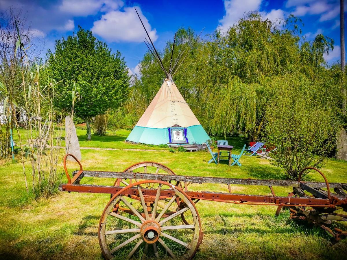 Au Bonheur Nomade Hotel Livry  ภายนอก รูปภาพ