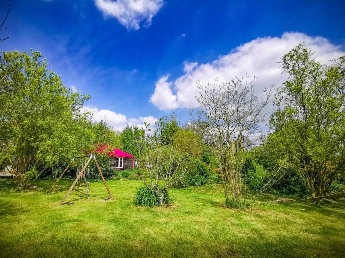 Au Bonheur Nomade Hotel Livry  ภายนอก รูปภาพ