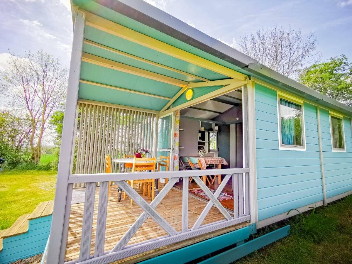 Au Bonheur Nomade Hotel Livry  ภายนอก รูปภาพ